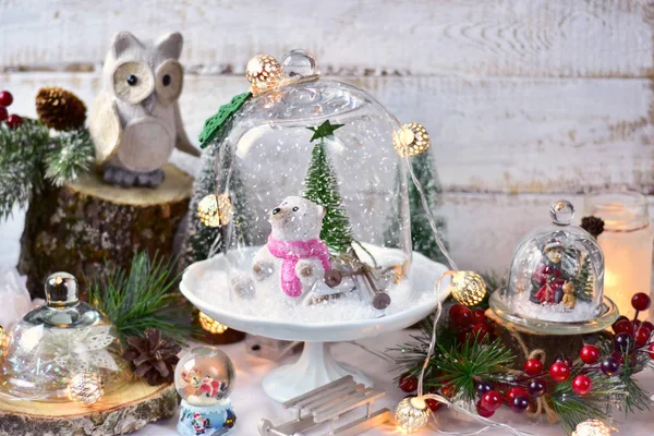 Retro styl vánoční ozdoby skleněné kopule — Stock fotografie