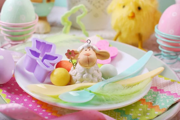 Easter table setting for kids in pastel colors — Stock Photo, Image