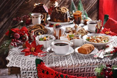 Polonya 'da geleneksel Noel arifesi yemekleri