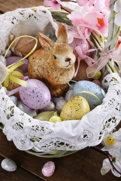 Easter Decoration Bunny Figurine Wicker Basket Full Colorful Eggs — Stock Photo, Image