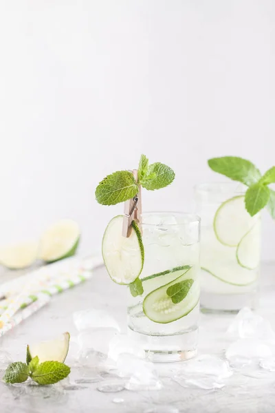 Cocktail de desintoxicação fria — Fotografia de Stock