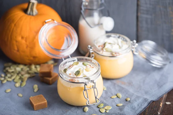 Pumpkin milkshakes with whipped cream — Stock Photo, Image