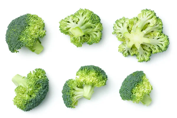 Brócolos isolados sobre fundo branco — Fotografia de Stock