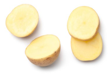 Beyaz arkaplanda izole edilmiş patates