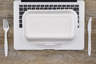 Paket servisi olan restoran gıda kabı