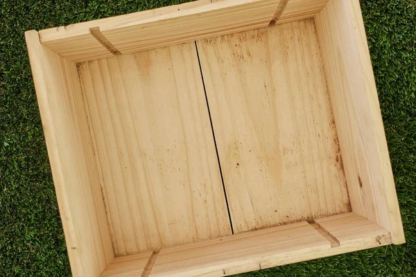 Lege Pine Box — Stockfoto