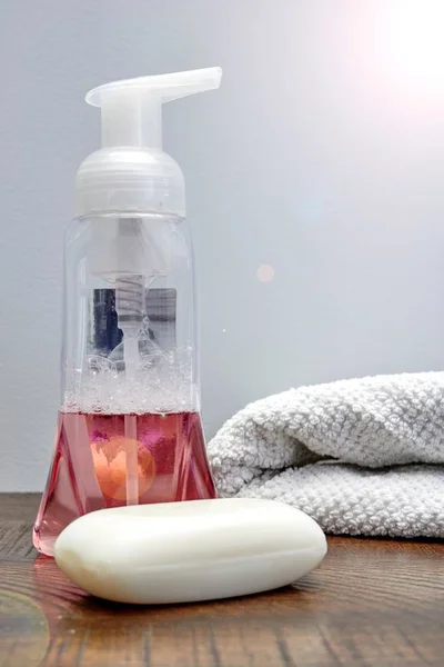 Sabun dispenseri — Stok fotoğraf