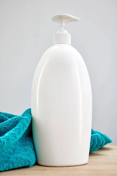 Liquoid Soap Dispenser — Stock Photo, Image