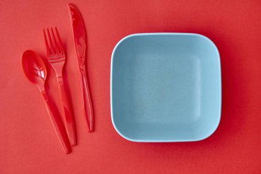 Akşam yemeği takımı