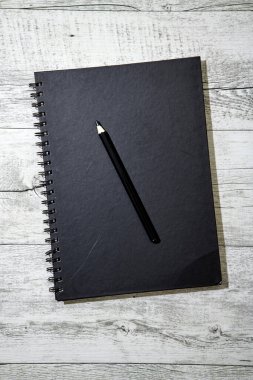 Bir ofis not defterinin stüdyo fotoğrafı.