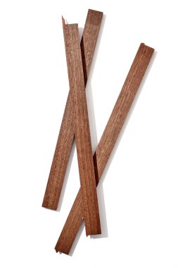 Jarrah Planks 'ın stüdyo fotoğrafı.