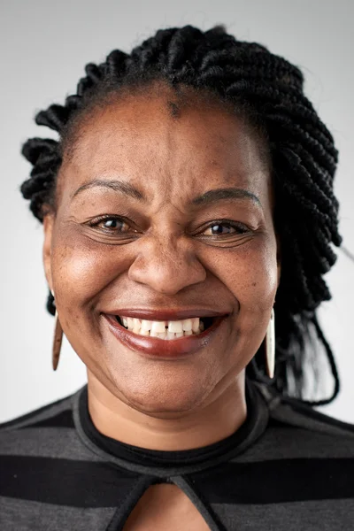 mutlu siyah Afrikalı kadın yüzü