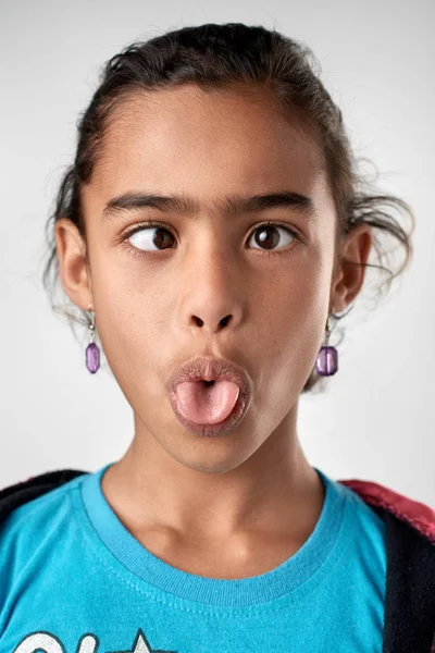 Girl making funny silly face — Stock Photo, Image