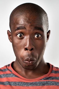 Afrika adam aptal ifade yapma