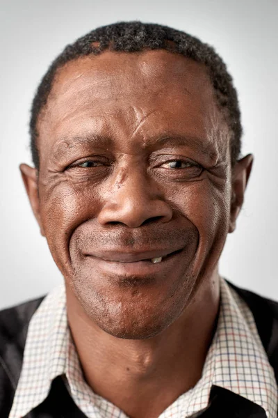 Adult African man smiling — Stock Photo, Image