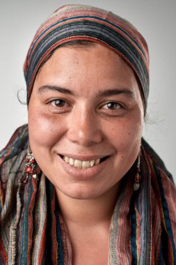 karışık ırk kadın yüzü