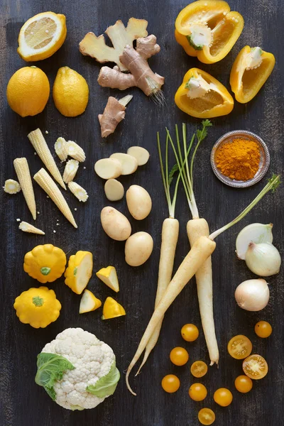 Fresh yellow toned vegetables — Stock Photo, Image