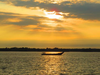 Gün batımı deniz boach