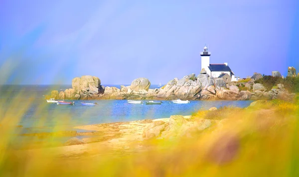 Pontusval Lighthouse in Brittany — Stock Photo, Image