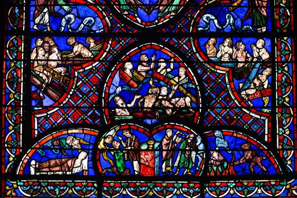 Bourges katedrális festett üveg, az utolsó ítélet ablak — Stock Fotó