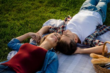 iki park piknik sonra sonra rahatlatıcı