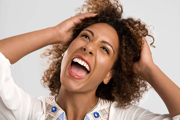 Afro-Amerikaanse vrouw — Stockfoto