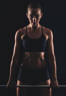 kadın ağırlık kaldırma egzersizleri