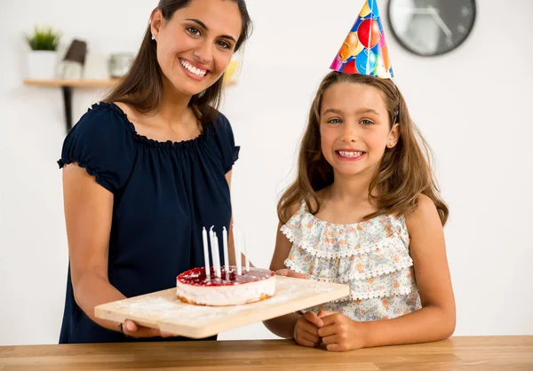 Mother Daughter Kitchen Celebrating Daughter Birthday — Stock Photo, Image