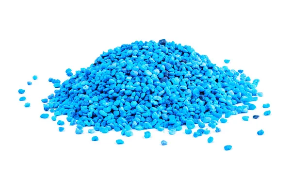 흰색 배경에 분리되어 있는 추상적 인 파란 알갱이 더미 — 스톡 사진