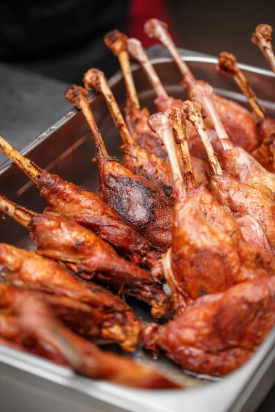 Roasted goose legs in pan — Stock Photo, Image