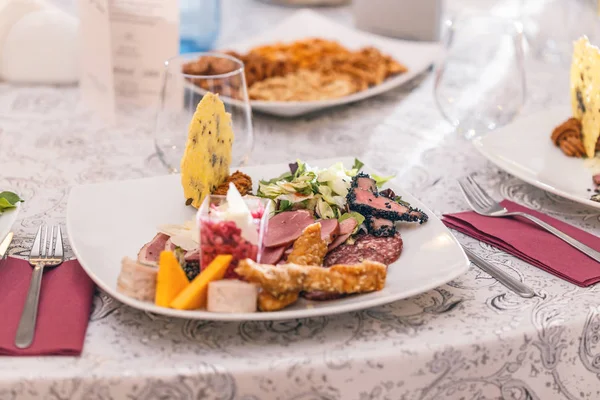 Heerlijk en smakelijk eten — Stockfoto