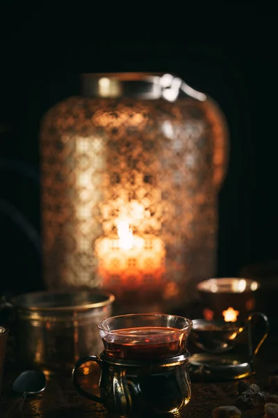 Hot tea with candle — Stock Photo, Image