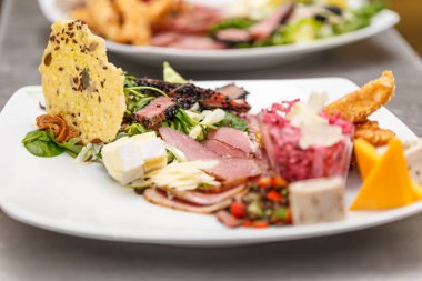 lezzetli meze tabağı