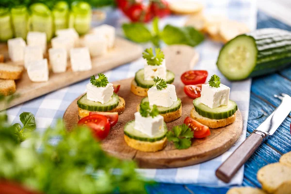 Bruschetta com queijo feta — Fotografia de Stock