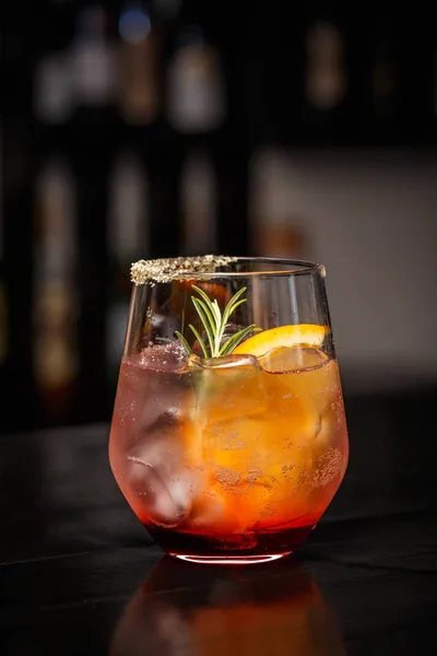 Granaatappel en oranje cocktail — Stockfoto