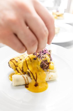 Şef onu plaka bitirme