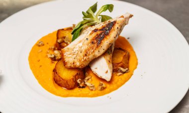 Tavuk göğsü biftek