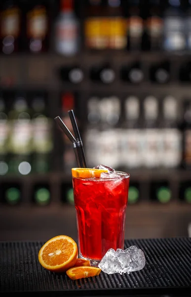 Cocktail não alcoólico vermelho fresco — Fotografia de Stock