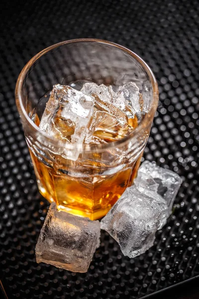 スコッチウイスキーのグラス — ストック写真
