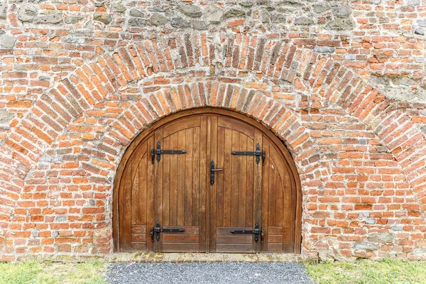 오래 된 목조 문 — 스톡 사진