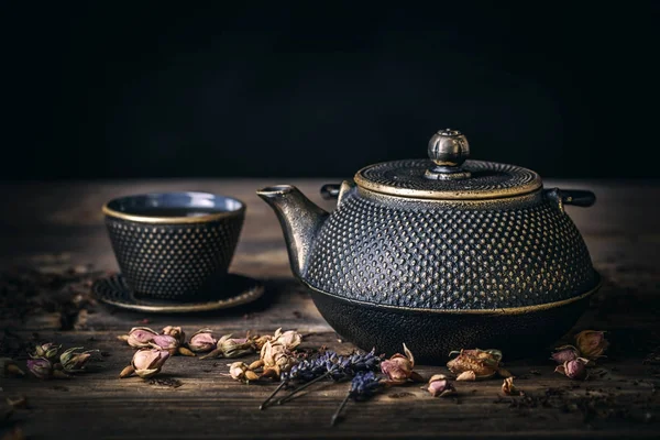 Традиционный японский травяной чай — стоковое фото