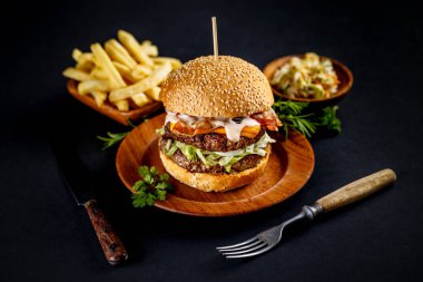 büyük lezzetli burger