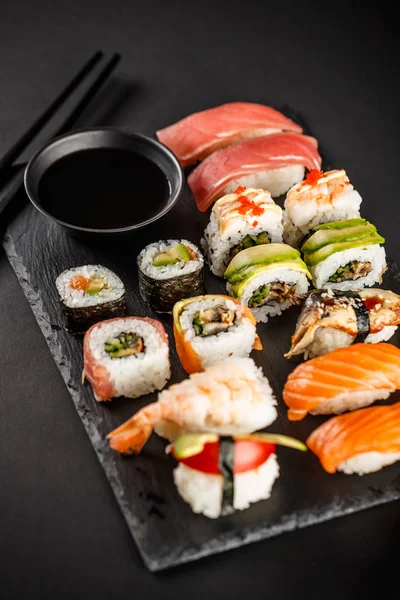 Jiný druh válce sushi — Stock fotografie