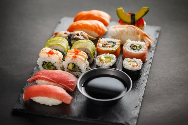 寿司，集的生鱼片 — 图库照片