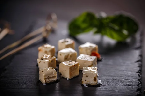 Cubes of cheese — Stock Photo, Image