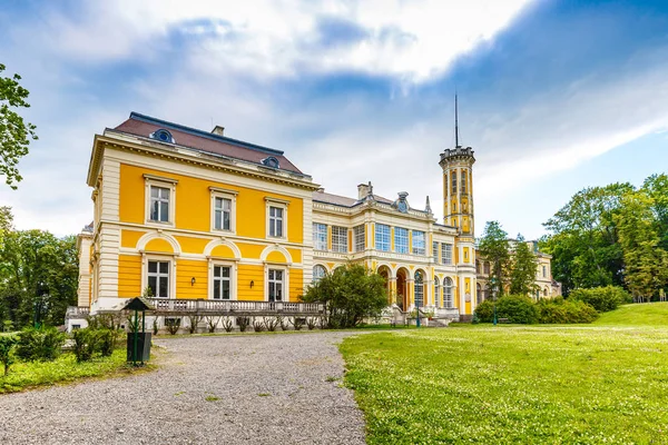 Castelo de Karolyi, Hungria — Fotografia de Stock