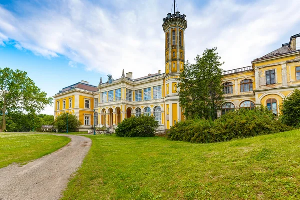 Castelo de Karolyi, Hungria — Fotografia de Stock