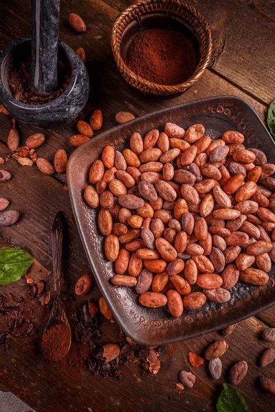 Granos de cacao orgánicos —  Fotos de Stock