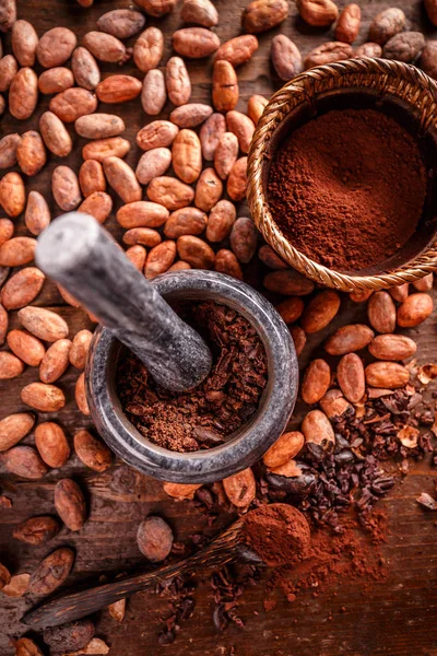 Natura morta del cacao macinato — Foto Stock