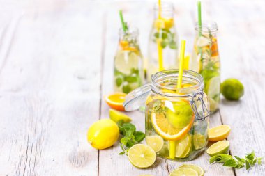 Sağlıklı Detoks su